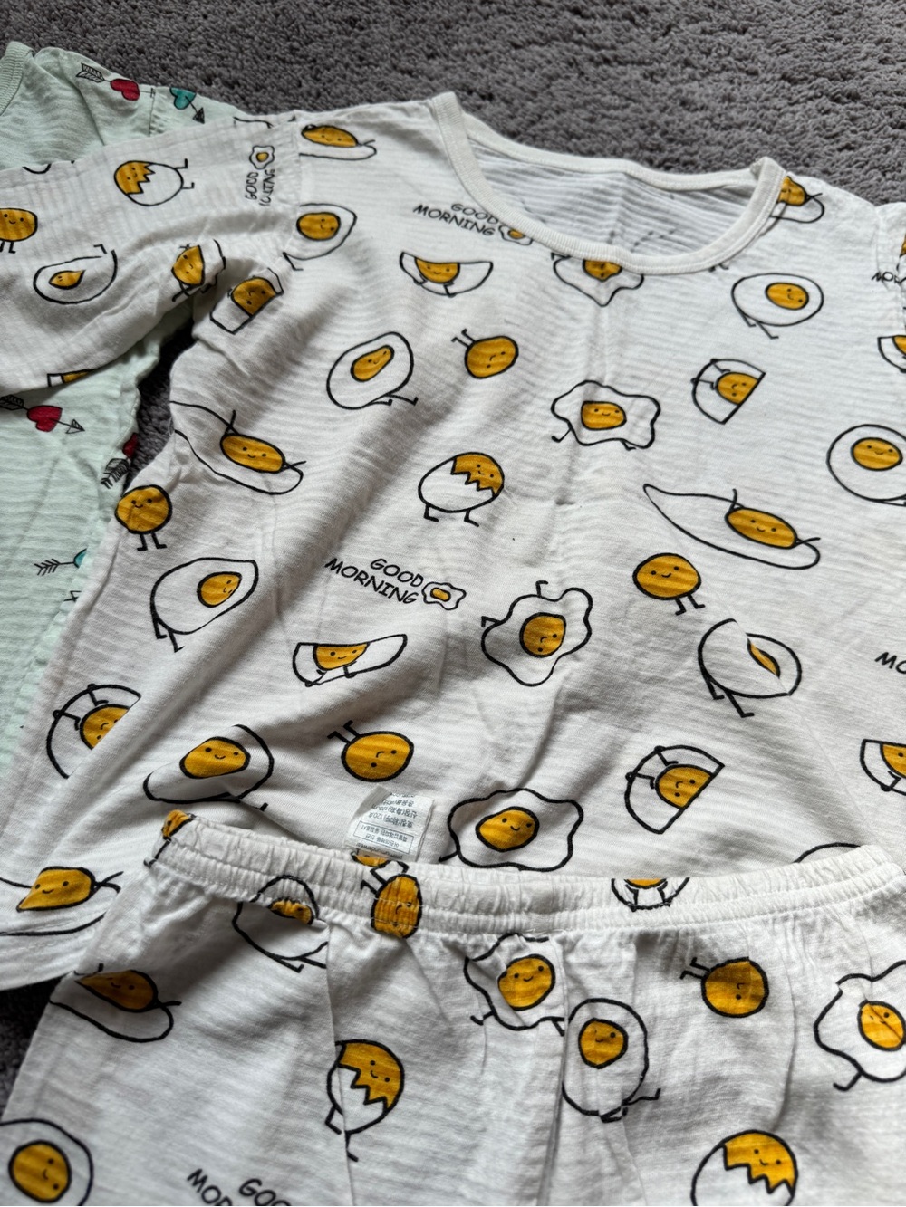 Korean Brand Kids Short Sleeve Pajama Sets - Mint Arrow & White Sunny Egg Prints - Picture 3 of 5